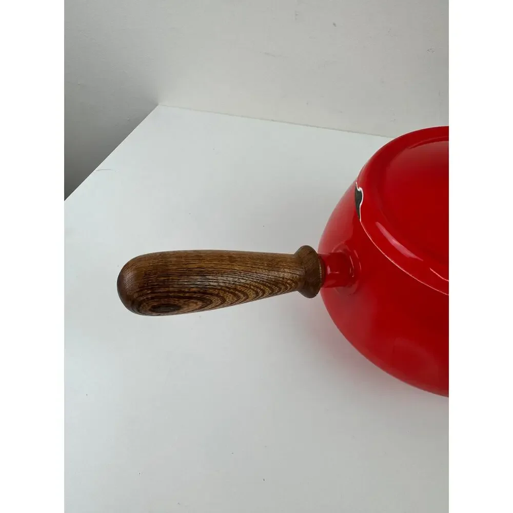 Vintage Styson Bright Red Enamel Fondue Pot Aluminum Wooden Single Handle Lid